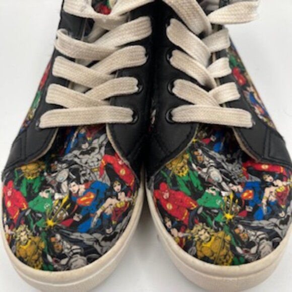DC Superhero Collage High. Top‎ Boys Shoes Sneakers Size 3 - Picture 6 of 12